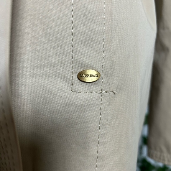 Ellen Tracy Tan Trench Coat with Belt and Lapel - Picture 4 of 6